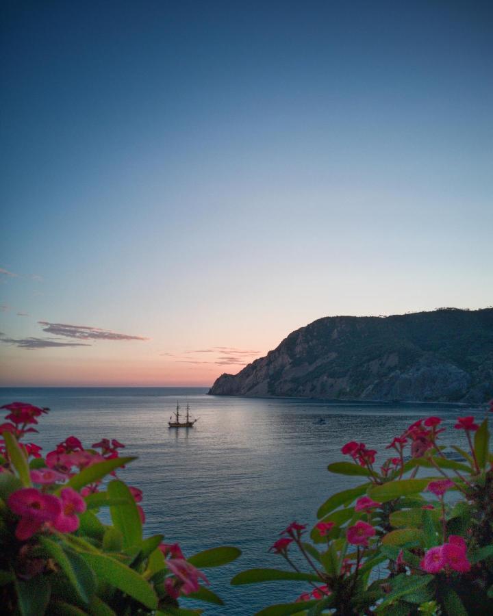 Hotel Porto Roca Monterosso al Mare Eksteriør billede