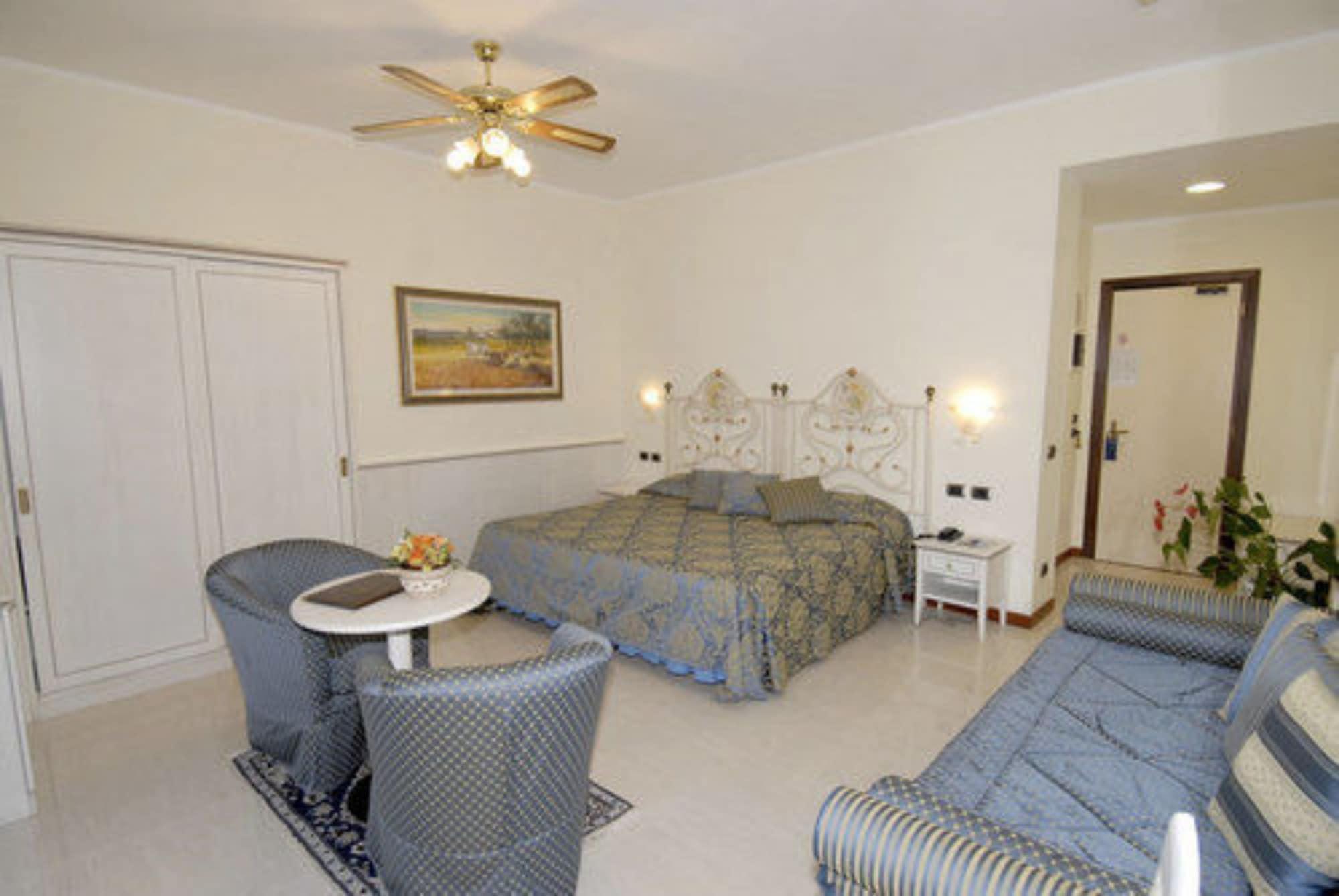 Hotel Porto Roca Monterosso al Mare Eksteriør billede