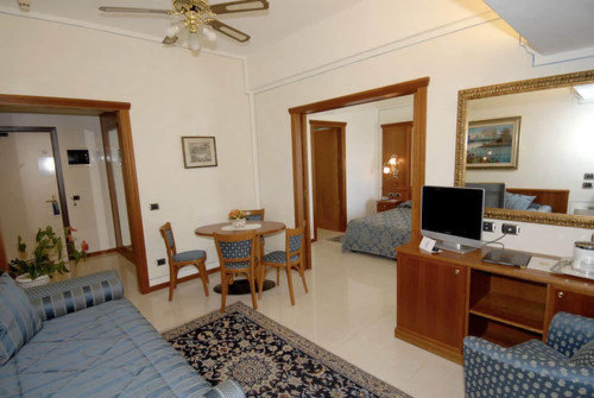 Hotel Porto Roca Monterosso al Mare Eksteriør billede