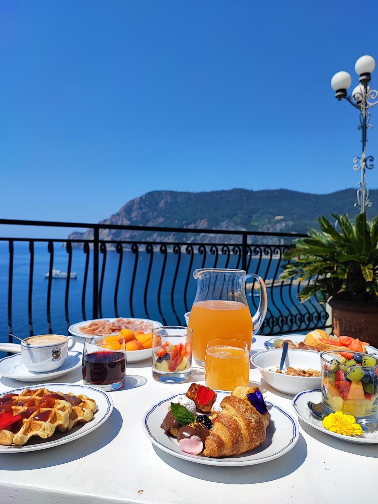 Hotel Porto Roca Monterosso al Mare Eksteriør billede
